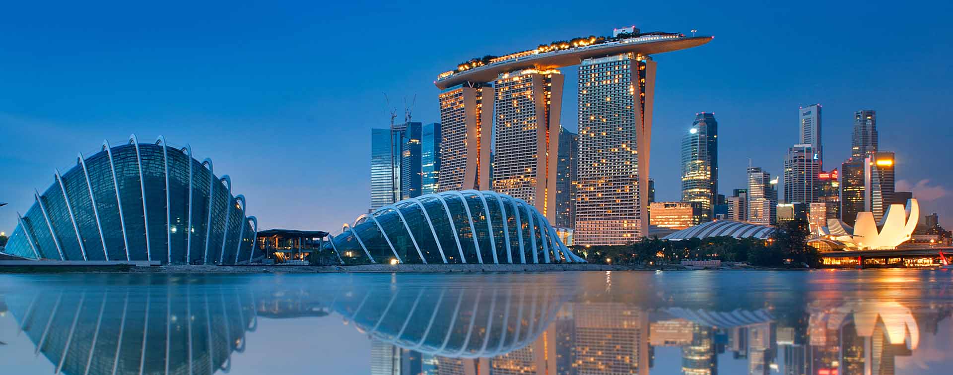 Singapore Marina Bay Downtown Skyline